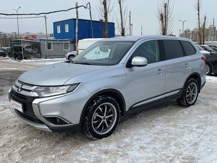 Mitsubishi Outlander 2016 года, 199 000 км - вид 1