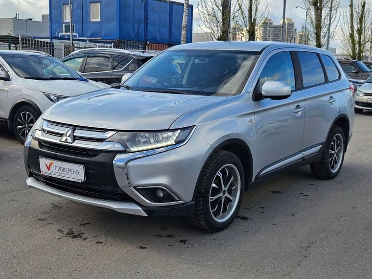 Mitsubishi Outlander 2016 года, 199 000 км - вид 1