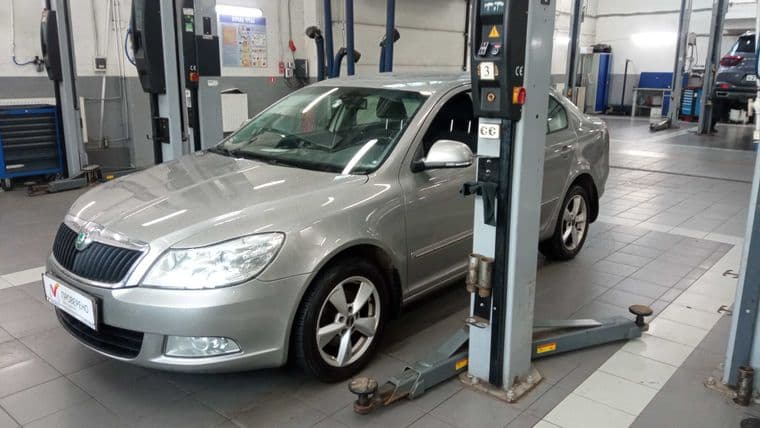 Skoda Octavia 2013 года, 202 085 км - вид 1