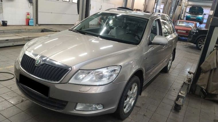 Skoda Octavia 2012 года, 189 008 км - вид 1