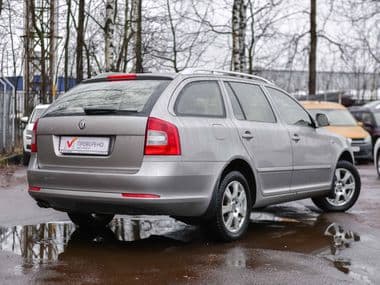 Skoda Octavia 2012 года, 189 008 км - вид 2