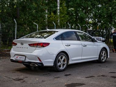 Hyundai Sonata 2018 года, 209 702 км | VIN 01472 - вид 2