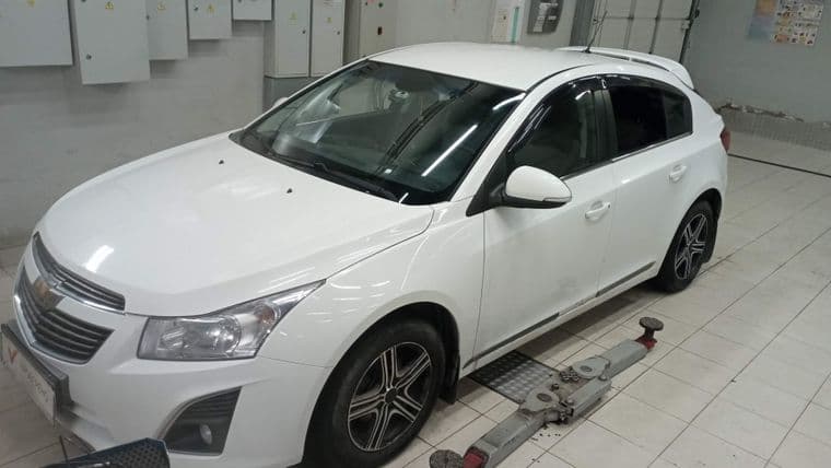 Chevrolet Cruze 2014 года, 137 765 км - вид 2