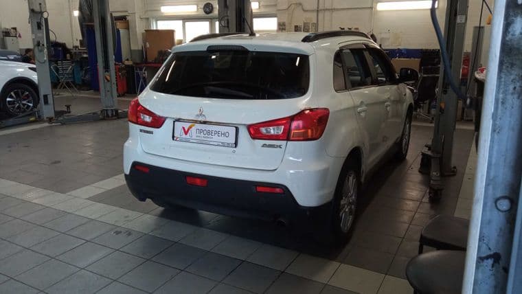 Mitsubishi ASX, 2010 - вид 3