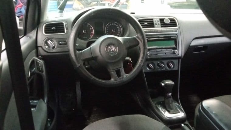 Volkswagen Polo, 2010 - вид 4