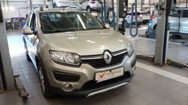 Renault Sandero Stepway 2017 года, 156 648 км - вид 2