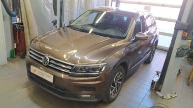 Volkswagen Tiguan 2018 года, 72 351 км - вид 1