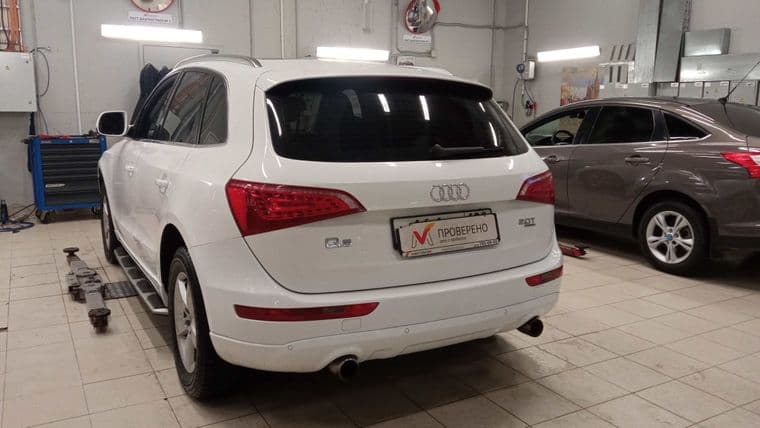 Audi Q5, 2009 - вид 3