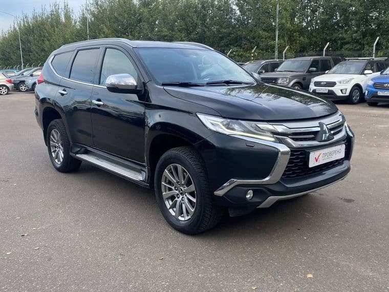 Mitsubishi Pajero Sport, 2018 - вид 3