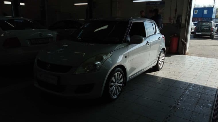 Suzuki Swift, 2011