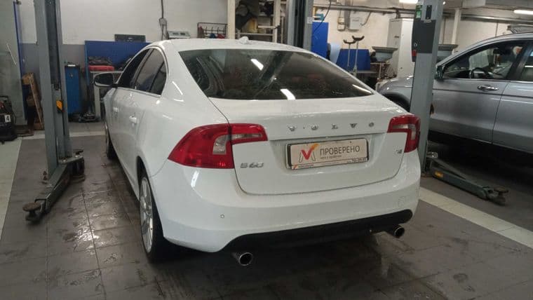 Volvo S60, 2012 - вид 3