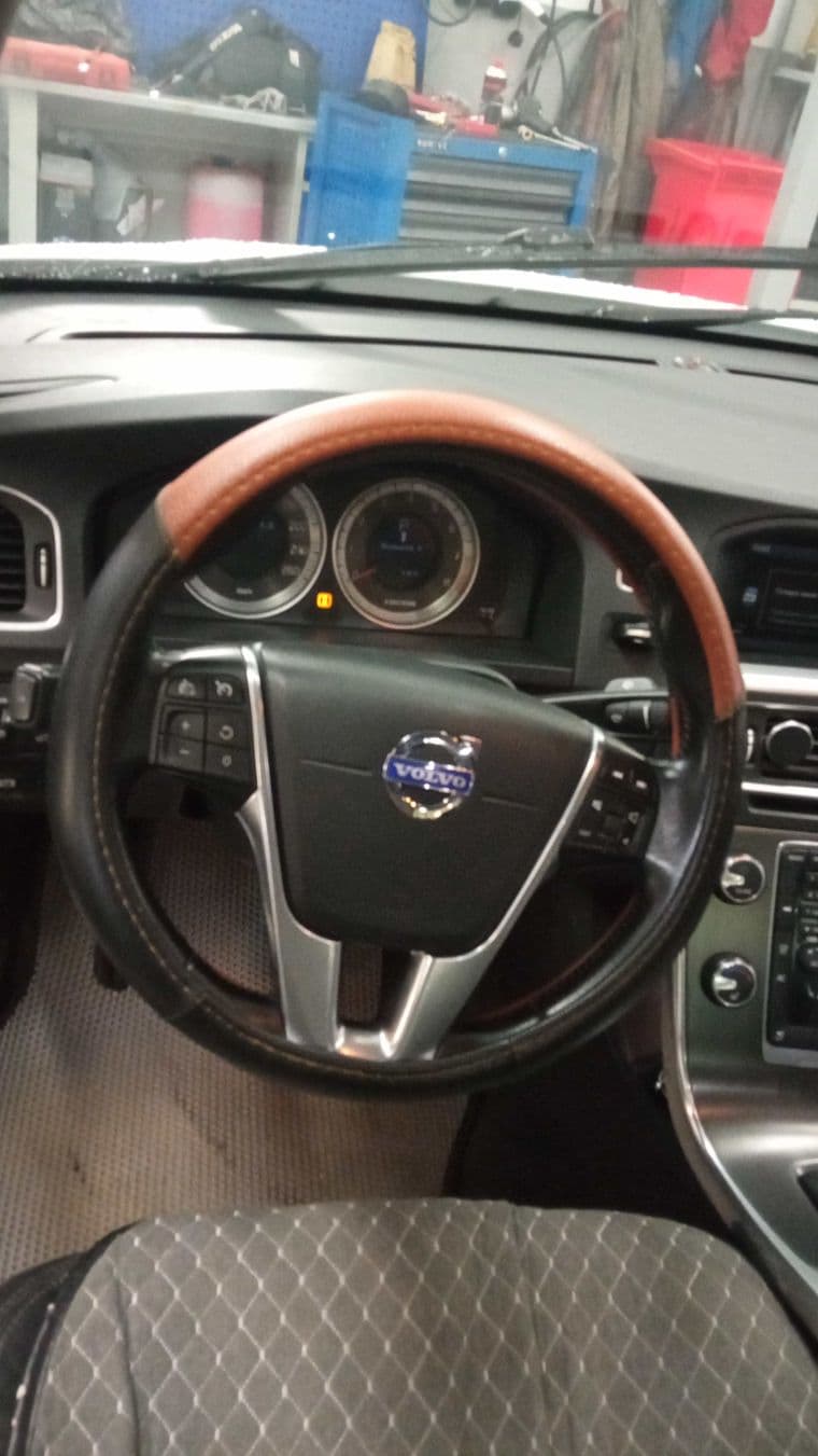 Volvo S60, 2012 - вид 4