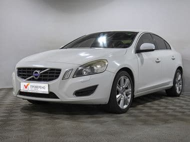 Volvo S60 2012 года, 239 620 км - вид 1