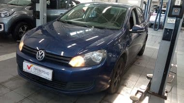 Volkswagen Golf 2011 года, 137 438 км - вид 1