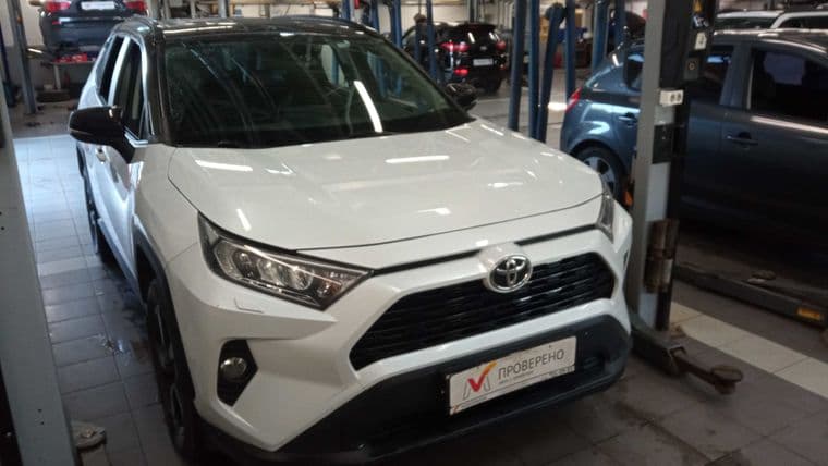 Toyota RAV4 2021 года, 62 713 км - вид 2