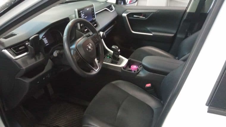 Toyota RAV4, 2021 - вид 4