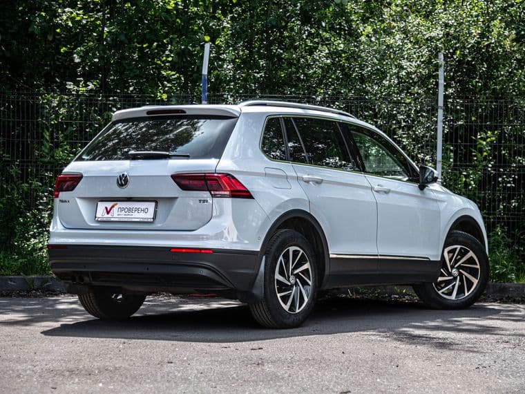 Volkswagen Tiguan, 2018 - вид 1