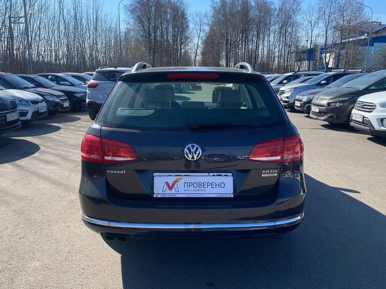 Volkswagen Passat, 2011 - вид 4