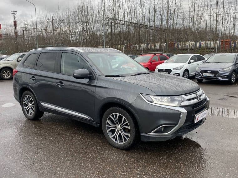 Mitsubishi Outlander, 2015 - вид 2