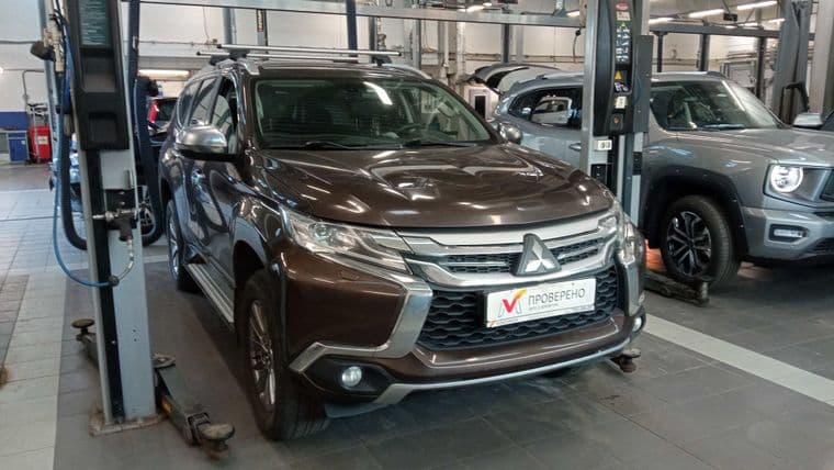 Mitsubishi Pajero Sport, 2019 - вид 1