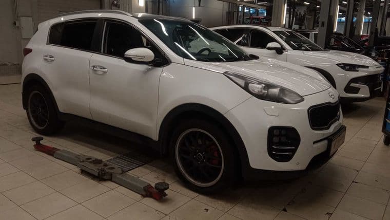 KIA Sportage 2018 года, 202 036 км - вид 1