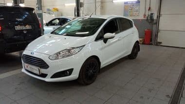 Ford Fiesta 2015 года, 105 000 км - вид 1