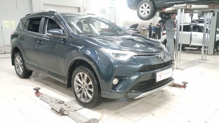 Toyota RAV4, 2018 - вид 1