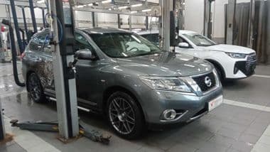 Nissan Pathfinder 2014 года, 182 248 км - вид 2
