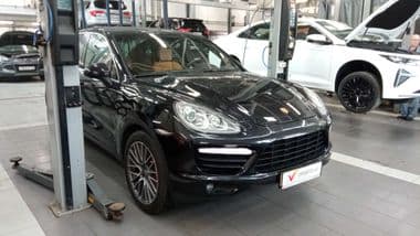 Porsche Cayenne Turbo 2013 года, 142 416 км - вид 2