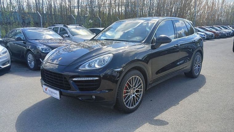 Porsche Cayenne Turbo, 2013