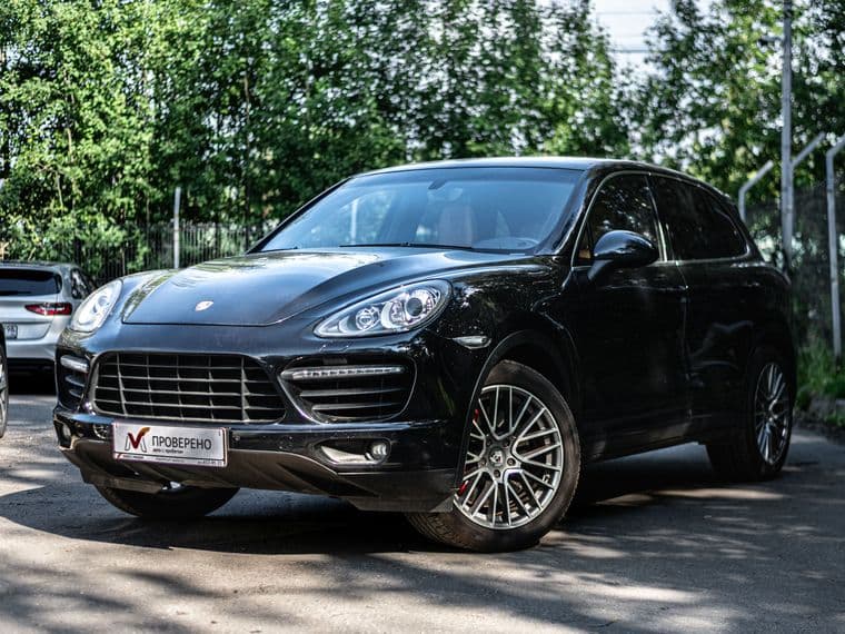 Porsche Cayenne Turbo, 2013