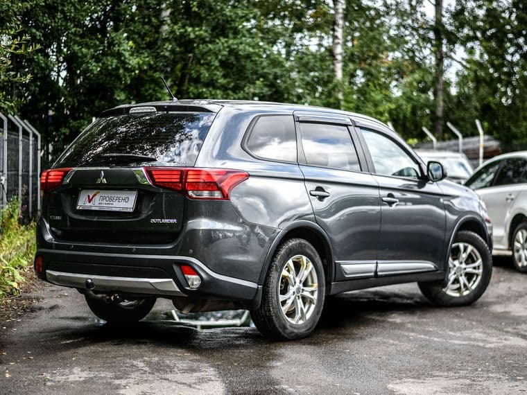 Mitsubishi Outlander, 2016 - вид 1