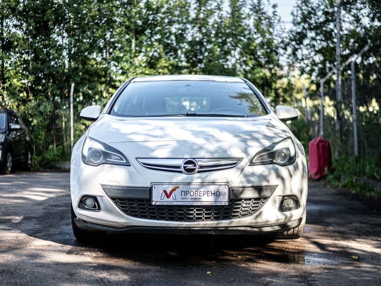 Opel Astra GTC, 2012 - вид 2