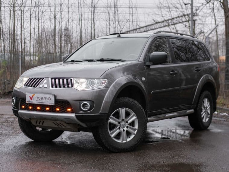 Mitsubishi Pajero Sport, 2012