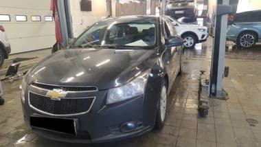 Chevrolet Cruze 2010 года, 156 156 км - вид 1
