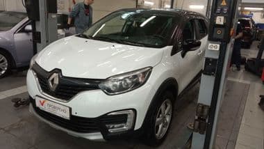 Renault Kaptur 2016 года, 170 549 км - вид 1
