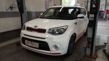 KIA Soul 2018 года, 115 095 км - вид 1
