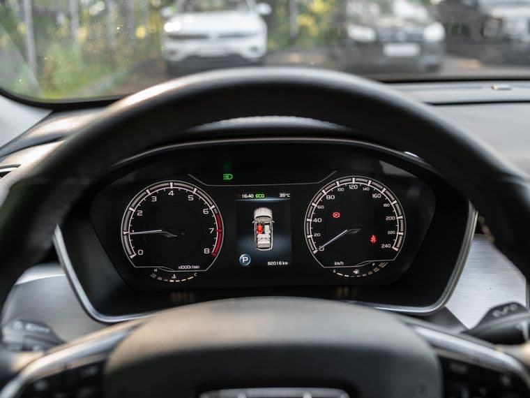 Geely Coolray, 2021 - вид 4