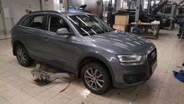 Audi Q3 2013 года, 186 939 км - вид 2