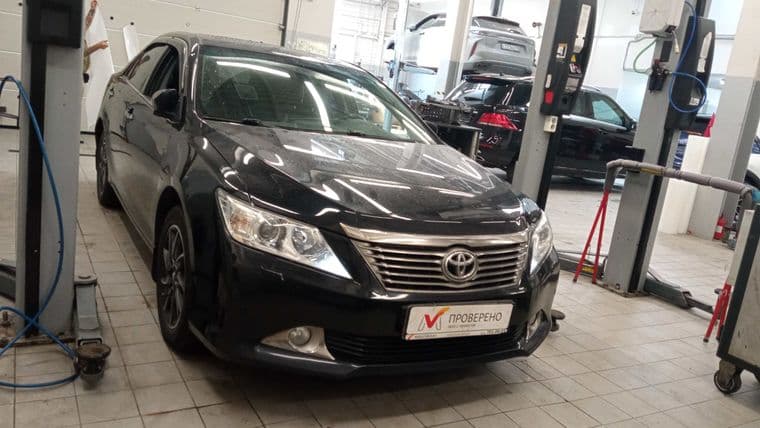 Toyota Camry 2012 года, 110 855 км - вид 1