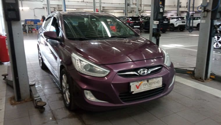 Hyundai Solaris 2013 года, 213 331 км - вид 2