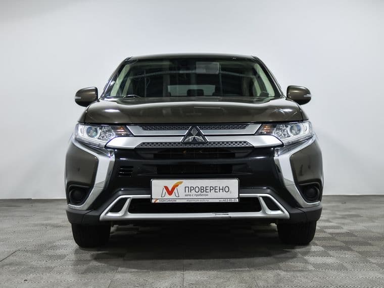 Mitsubishi Outlander, 2021 - вид 1