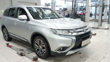 Mitsubishi Outlander 2016 года, 185 183 км - вид 2