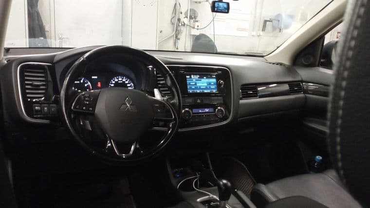 Mitsubishi Outlander, 2016 - вид 4