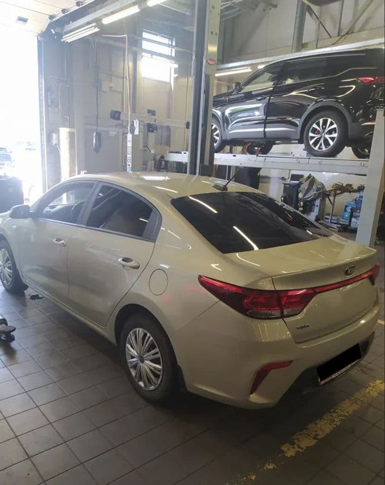 KIA Rio 2018 года, 104 231 км - вид 2