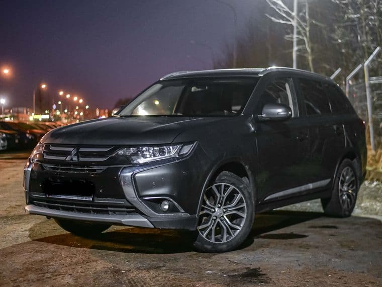 Mitsubishi Outlander 2017 года, 184 876 км - вид 1