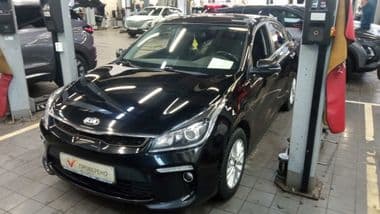 KIA Rio 2017 года, 90 520 км - вид 1