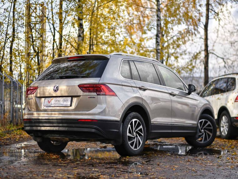 Volkswagen Tiguan, 2018 - вид 1