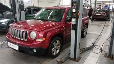 Jeep Patriot 2013 года, 253 123 км - вид 1