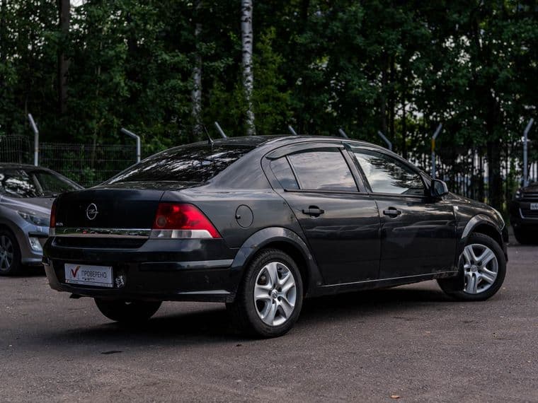 Opel Astra 2013 года, 268 812 км - вид 2